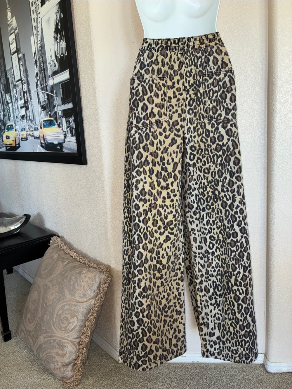 House of Harlow Leopard Jeans women's M tan/black, wide leg Hi-Waist Pleats EUC - Picture 4 of 17